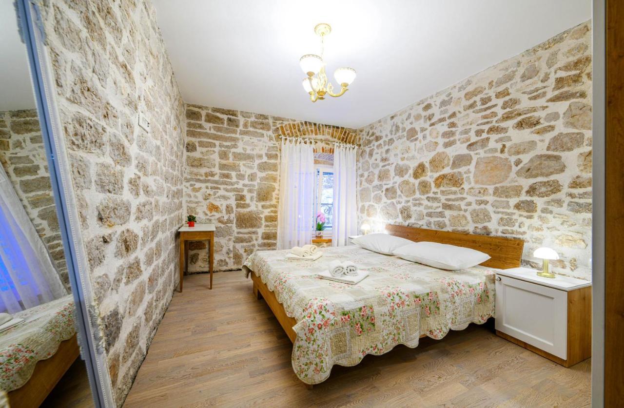Apartments Festum شيبينيك المظهر الخارجي الصورة