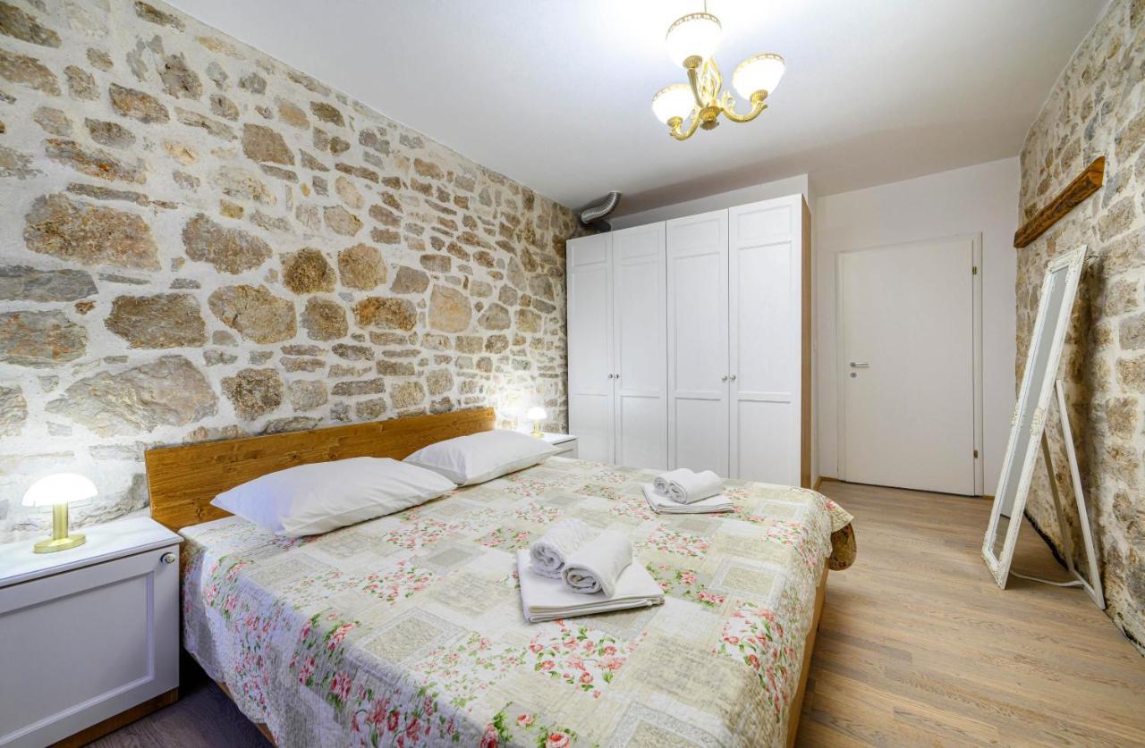 Apartments Festum شيبينيك المظهر الخارجي الصورة