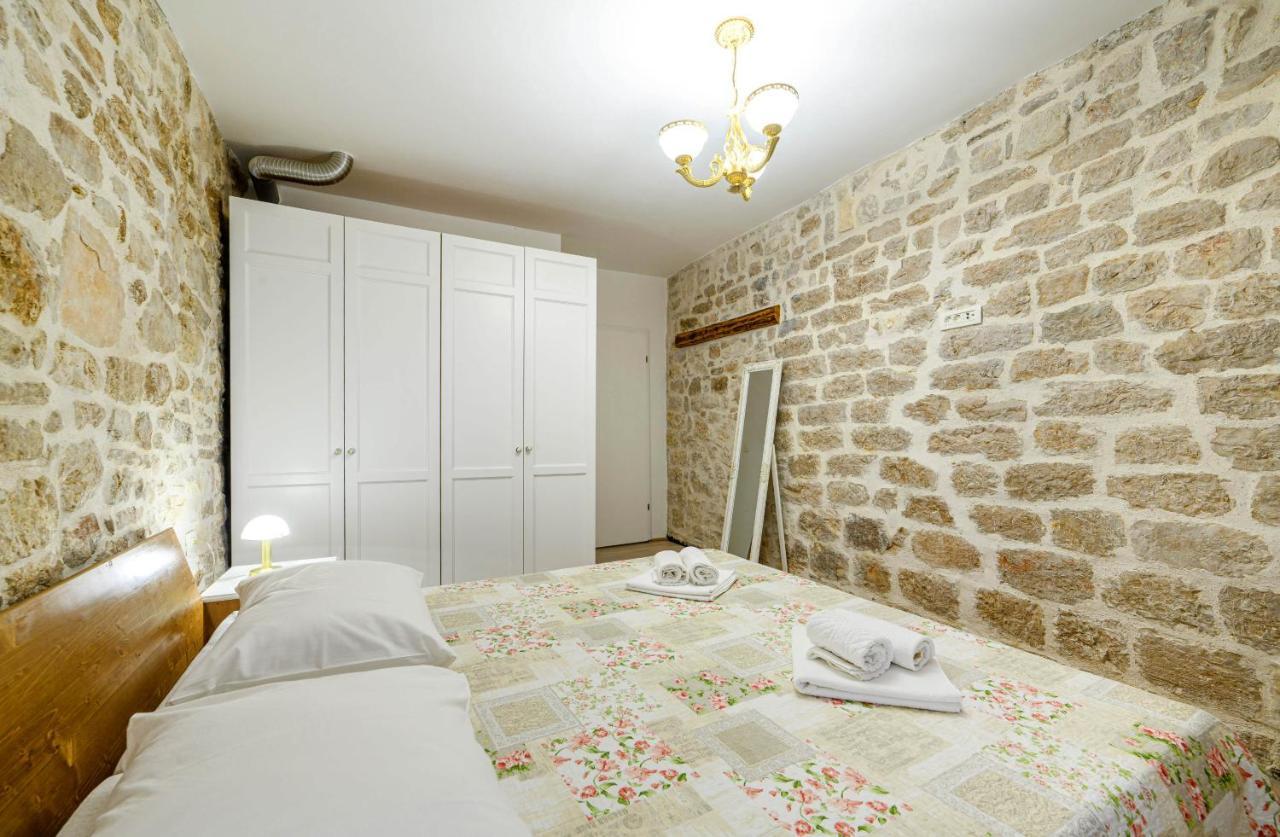 Apartments Festum شيبينيك المظهر الخارجي الصورة