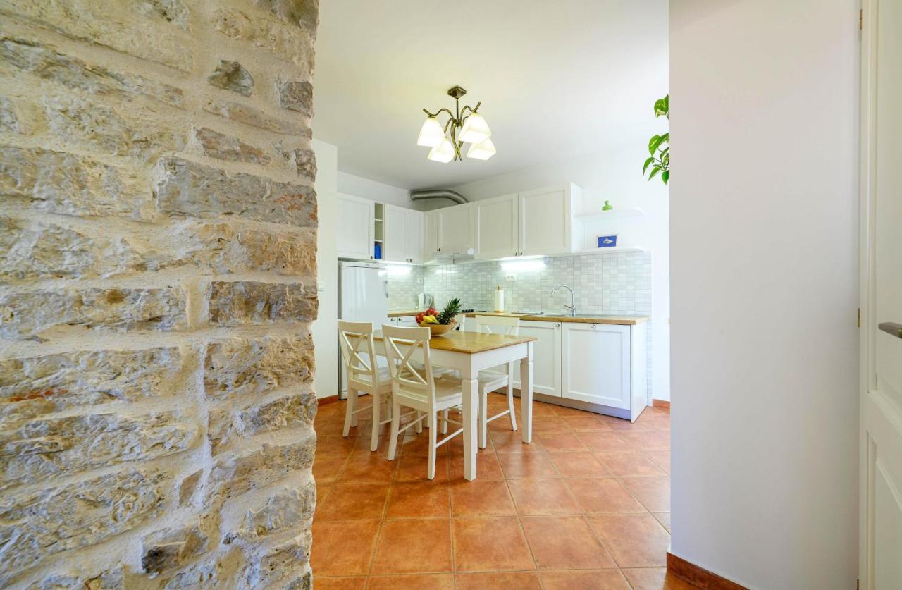 Apartments Festum شيبينيك المظهر الخارجي الصورة